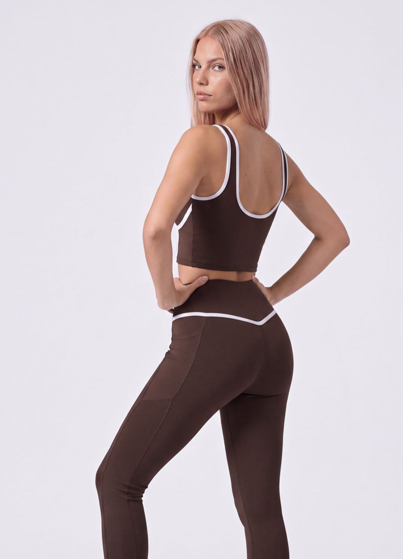 LEGGING EMANA WELLNESS - DARK BROWN
