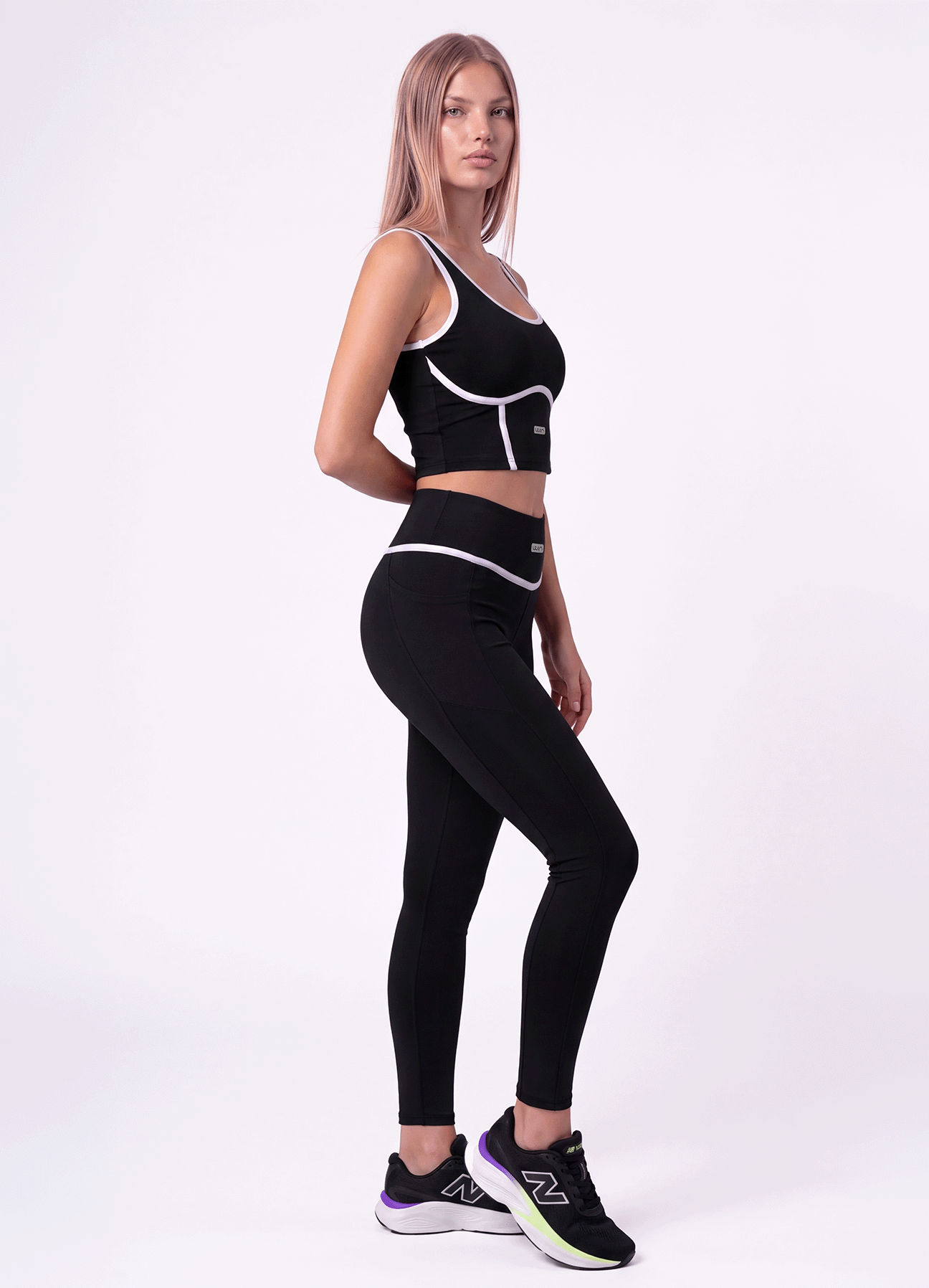 LEGGING EMANA WELLNESS- BLACK