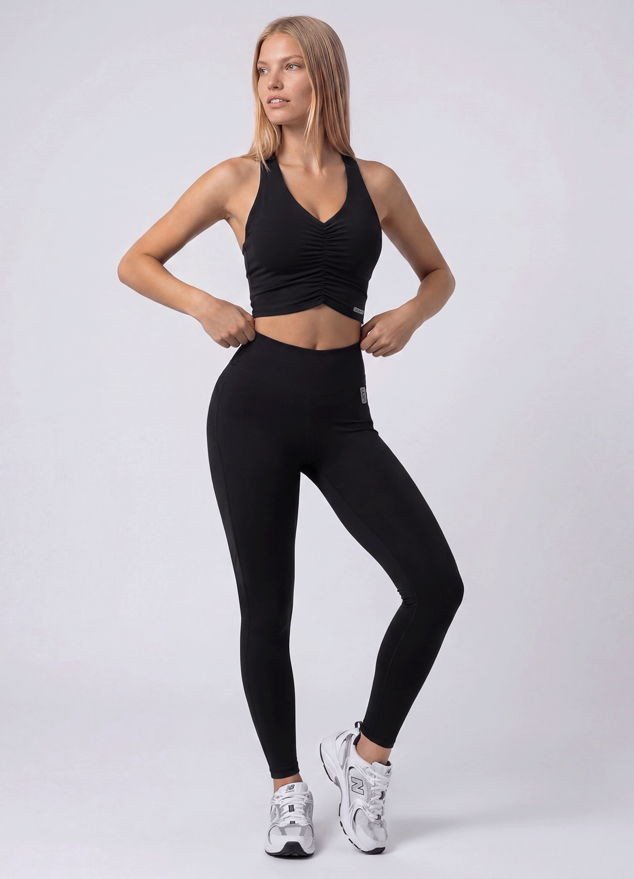 LEGGING EMANA POWER SCRUNCH - BLACK