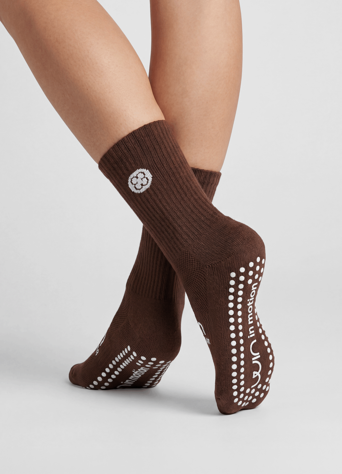 PILATES SOCKS - DARK BROWN