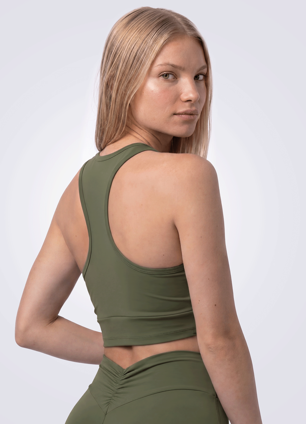 TOP EMANA POWER SCRUNCH - ARMY GREEN