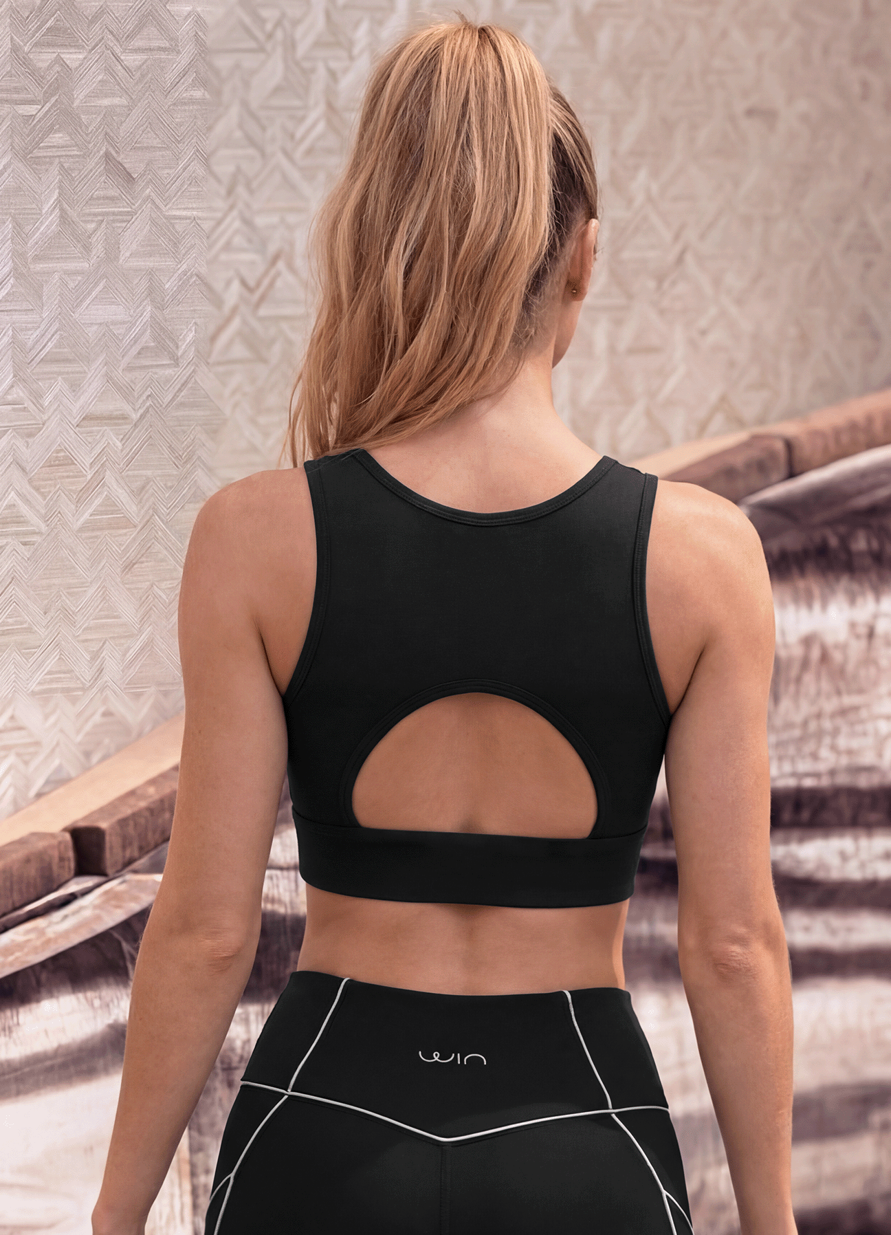 TOP EMANA MAXIM SCULPT - BLACK