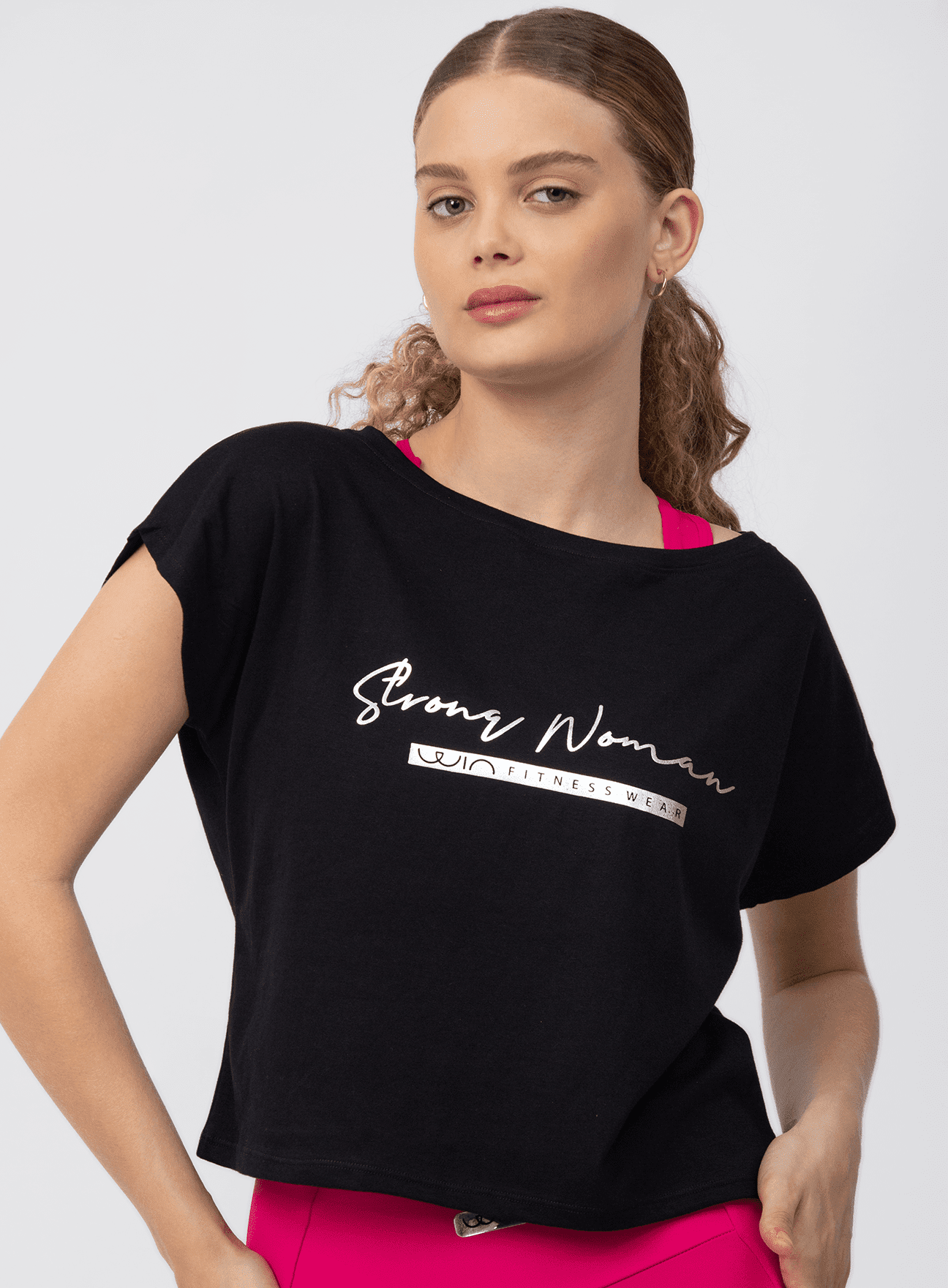 Tshirt Strong Woman T-Shirts WinFitnesswear#black